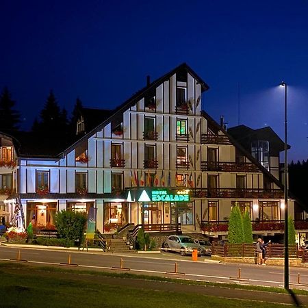 Hotel Escalade ポイアナ・ブラショフ エクステリア 写真