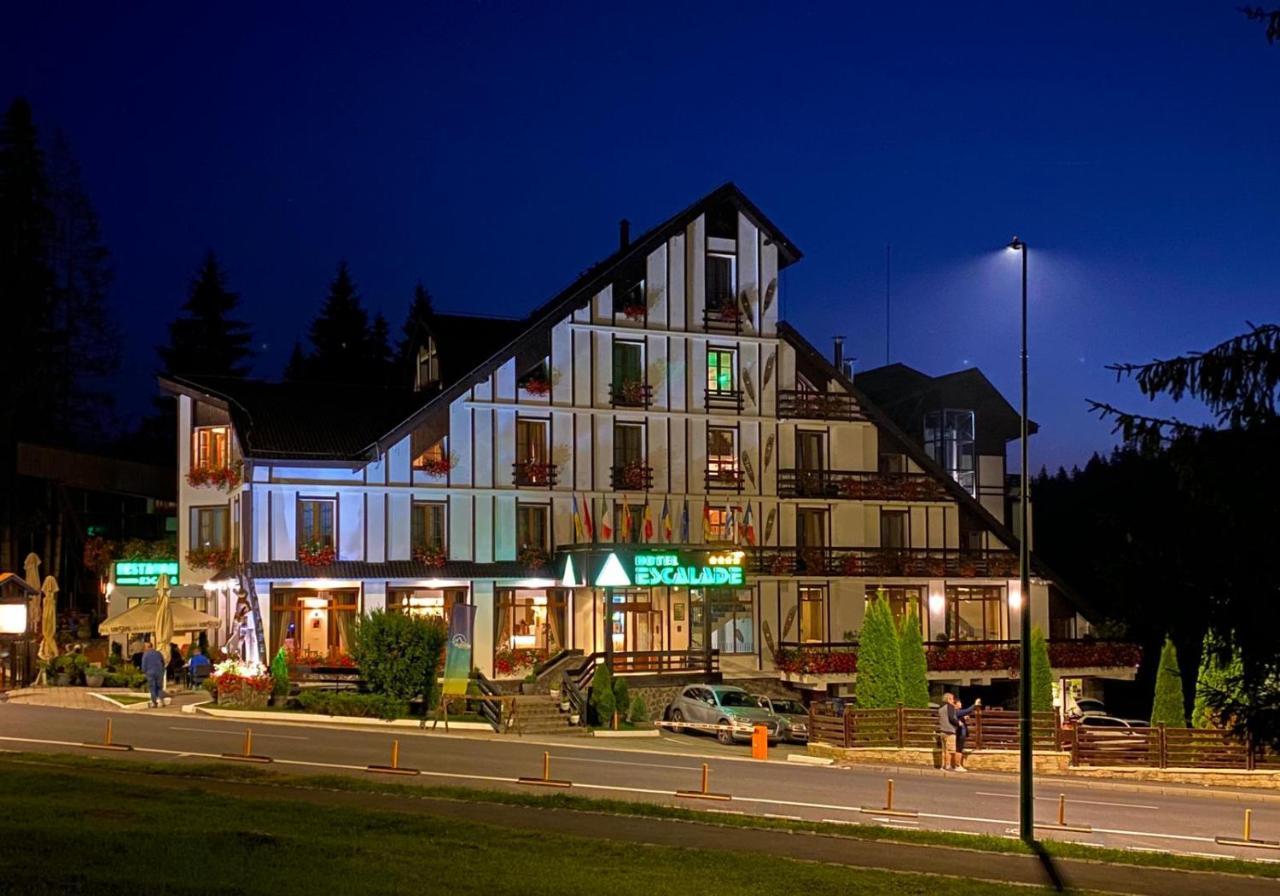 Hotel Escalade ポイアナ・ブラショフ エクステリア 写真